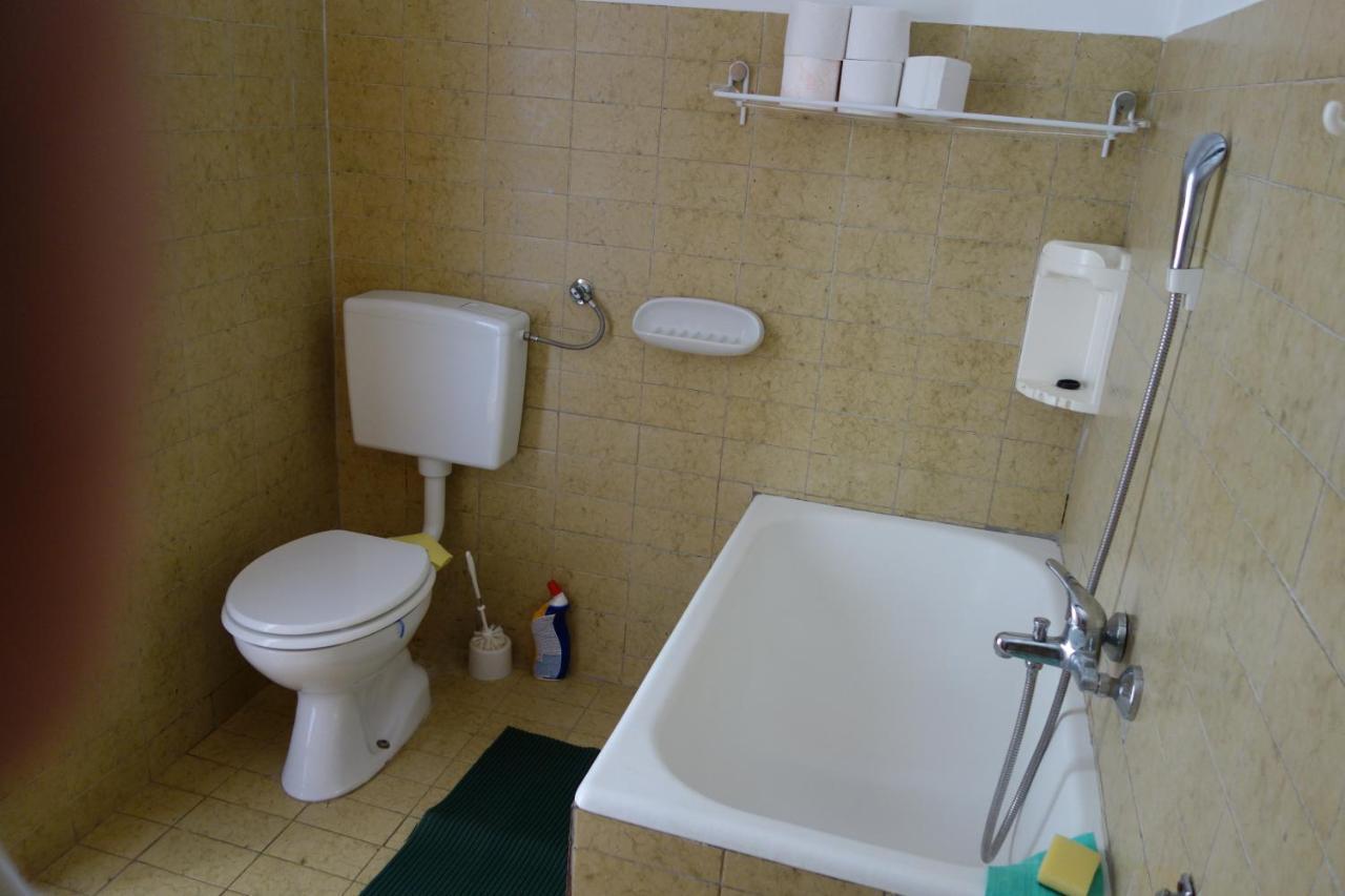 Apartments Lavanda Луково Екстериор снимка